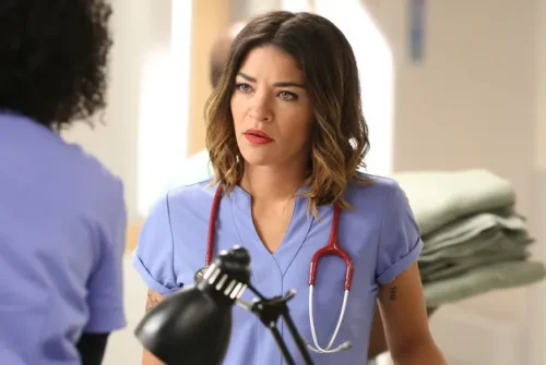 Complications - Jessica Szohr